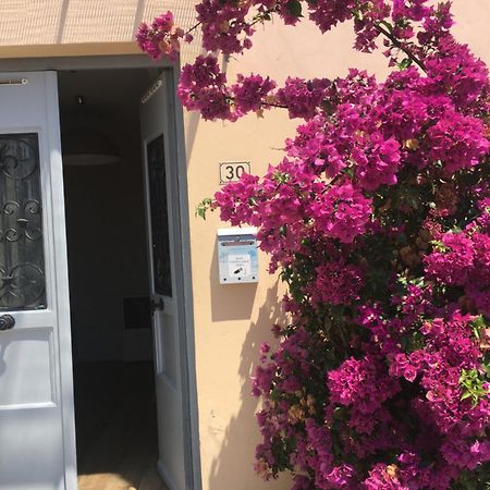 Appartement Central Des Terres Chaudes Proche Bord De Mer Menton Exterior foto